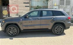 جیپ گراند شیرۆکی